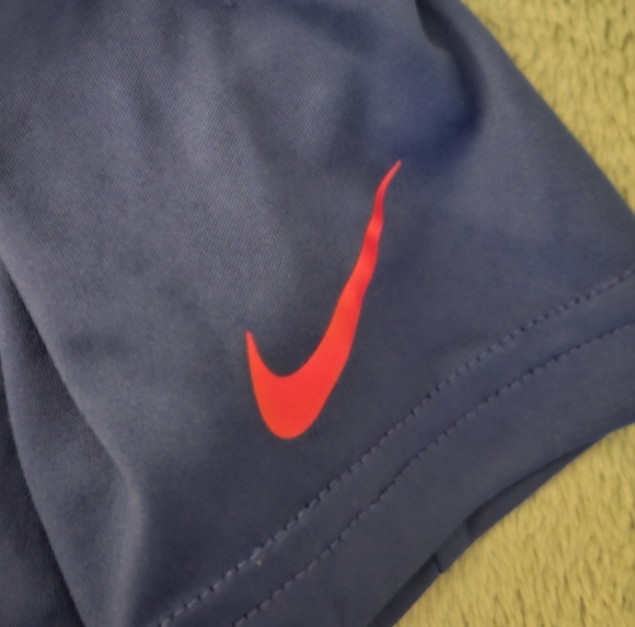 Blue and Red Nike Just Do It Set - Picture 4 of 8